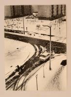 cca 1972 Vincze János (1922-1998): Hózápor, feliratozott vintage fotóművészeti alkotás, 39x29 cm