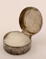 Ezüst (Ag.) gyógyszeres dobozka, jelzett,  d:3 cm, nettó:8,3 g