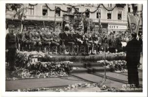 1940 Marosvásárhely, Targu Mures; Bevonulás, Horthy Miklós, Purgly Magdolna, City cukrászda / entry of the Hungarian troops, confectionery