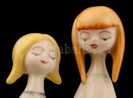 Hollóházi olvasó lányok, kézzel festett, jelzett, hibátlan, m:14 cm