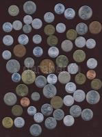 1,22kg vegyes világpénz