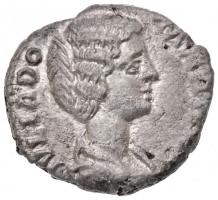 Római Birodalom / Laodicea? / Julia Domna 193-194. Denár Ag (2,8g) T:2-,3
Roman Empire / Laodicea? ...