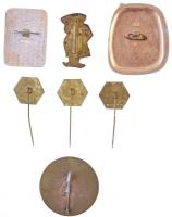 7db-os vegyes jelvény és kitűző tétel, közte DN "MÉH gyűjtésért" kitűző (3xklf) I., II. és...