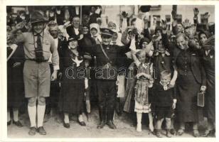 1938 Ipolyság, Sahy; Bevonulás, cserkész / entry of the Hungarian troops, scout, So. Stpl. (vágott / cut)