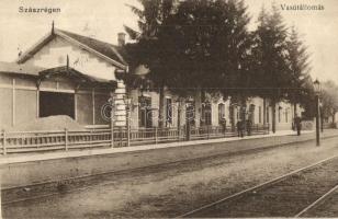 Szászrégen, Reghin; Vasútállomás / railway station "1940 Szászrégen visszatért" So. Stpl