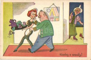 'Közeleg a veszély' / Maid, husband, humour (EK)