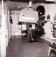 1982 Budapest, ADY mozi külső-belső felvételei, 6 db szabadon felhasználható vintage negatív, 6x6 cm