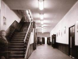 1973 Budapest, TISZA mozi külső-belső felvételei, 4 db szabadon felhasználható vintage negatív, 6x7 ...