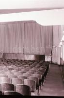 1973 Budapest, UGOCSA mozi külső-belső felvételei, 5 db szabadon felhasználható vintage negatív, 6x7...