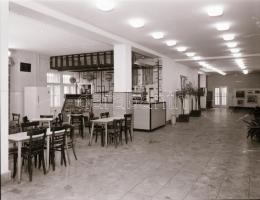 1971 Budapesti épületek, 8 db pontos címmel ellátott, szabadon felhasználható vintage negatív a hely...