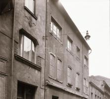 1971 Budapesti épületek, 8 db pontos címmel ellátott, szabadon felhasználható vintage negatív a hely...