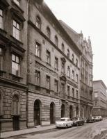 1971 Budapesti épületek, 8 db pontos címmel ellátott, szabadon felhasználható vintage negatív a hely...