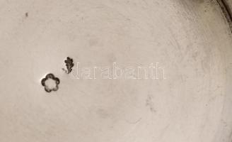 Ezüst(Ag) kerek háromlábú hamuzó, jelzett, d: 7,2 cm, nettó: 54,1 g