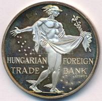 Lebó Ferenc (1960-) 1990. "Magyar Külkereskedelmi Bank 1950-1990 / Hungarian Trade Foreign Bank...