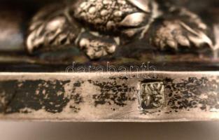 Antik ezüst (Ag.) kosárka, jelzett, mesterjeggyel (IW),  üveg betét nélkül,  m:16 cm, d:9 cm, nettó:...