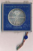 1975. 200Ft Ag "Felszabadulás" eredeti, plombált MNB plasztiktokban T:BU kis patina