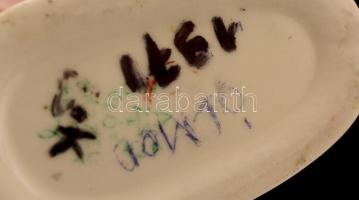 Hollóházi porcelán balerina kislány, kézzel festett, jelzett, hibátlan, m: 14 cm