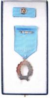 2012. "Rendőrségi Szolgálati Jel 40 év után" zománcozott, ezüstözött sárgaréz kitüntetés m...