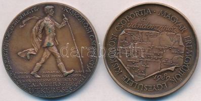 Lapis András (1942-) 1973. "MÉE Kiskőrösi Csoportja / Petőfi útja sorozat III. - Útkeresés" Br emlékérem (42,5mm) + 1987. "MÉE Kiskőrösi Csoportja / Petőfi útja sorozat IV. - A vándorszínész" Br emlékérem (42,5mm) T:1 kis patina