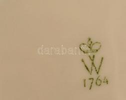 Wallendorf virágmintás porcelán váza, matricás, hibátlan, jelzett, m: 15 cm