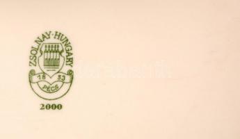 Zsolnay Poumpadur mintás óra, részben kézzel festett, jelzett, hibátlan, d:25,5 cm