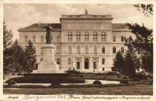 Szeged, Ferenc József Tudományegyetem, Dugonics szobor (EK)
