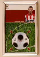 Dzsudzsák Balázs footballista aláírás kártyán kis üvegezett keretben