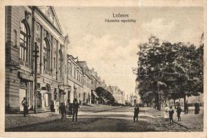 Losonc, Lucenec; Köztársaság tér, Hochfelder D. üzlete / Námestie republiky / square, shops (EB)