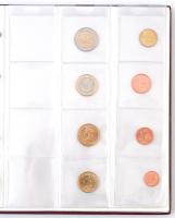 Kis Euro gyűjtemény hat különböző tagország érméiből,  5db teljes és 1db hiányos forgalmi sor "NUMIS" gyűrűs éremberakóban: Ausztria 2002. 2c-2E (6xklf) + Szlovénia 2007. 1c-2E (8xklf) + Málta 2008. 1c-2E (8xklf) + Görögország 2008. 1c-2E (8xklf) + Észtország 2011. 1c-2E (8xklf) + Lettország 2014. 1c-2E (8xklf) T:2 Small Euro collection from six member states, 5 full set and 1 partial in "NUMIS" coin binder: Austria 2002. 2 Cent -2 Euro (6xdiff) + Slovenia 2007. 1 Cent - 2 Euro (8xdiff) + Malta 2008. 1 Cent - 2 Euro (8xdiff) + Greece 2008. 1 Cent - 2 Euro (8xdiff) + Estonia 2011. 1 Cent - 2 Euro (8xdiff) + Latvia 2014. 1 Cent - 2 Euro (8xdiff) C:XF