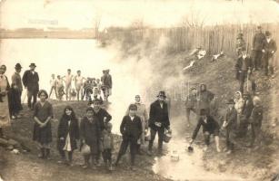 Hajdúszoboszló, Hőforrás a kitörés időpontjában, Petrányi P. photo (EB)