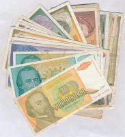 Jugoszlávia 1978-1994. 25db-os vegyes bankjegy tétel T:III-IV
Yugoslavia 1978-1994. 25pcs of variou...