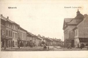 Késmárk, Kezmarok; Kossuth Lajos utca / street (felületi sérülés / surface damage)