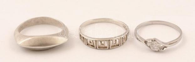 3 db ezüst(Ag) gyűrű, jelzett, méret: 54, 56, bruttó: 5,8 g