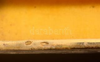 Ezüst (Ag.) cigarettatárca, belül gravírozott felirattal, jelzett, nettó: 154 g, 11×8 cm