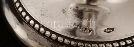 Ezüst likőrös pohárka, Ag., nettó:39,1gr., jelzett,  8,5cm / Silver liqueur glasses, Ag, net.. 39,1g...