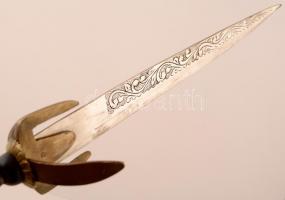 Dekoratív, fa-réz markolatú dísztőr, díszes hüvellyel, pengehossz: 31,5 cm, teljes hossz: 47 cm