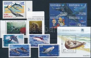 1997-2007 Sea animals 1 set + 1 block of 4 + 1 block + 3 stamps, 1997-2007 Tengeri állatok motívum 1 db sor + 1 db négyestömb + 1 db blokk + 3 klf önálló érték