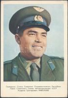 10 db MODERN motívumos képeslap; űrhajózás / 10 modern motive postcards; astronautics