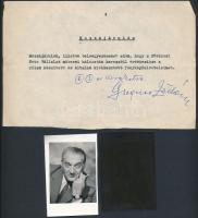 cca 1965 Greguss Zoltán (1904-1986) színművész portréja, a felvétel negatívja és a művész aláírása egy, a képhez mellékelt nyilatkozaton, 6x7 cm