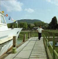 1984 Badacsonyi képriport, 13 db szabadon felhasználható vintage negatív, 6x6 cm