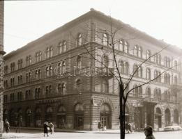 1966 Budapesti épületekről perspektivikusan korrigált felvételek (pontos címekkel a negatívtároló ta...
