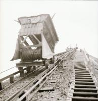 1981 A Bükk-vidéki Bányaüzemben készült fotóriport 13 db vintage negatívja, 6x6 cm