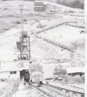 1981 A Bükk-vidéki Bányaüzemben készült fotóriport 13 db vintage negatívja, 6x6 cm