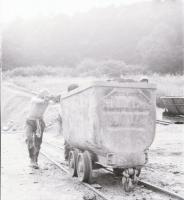 1981 A Bükk-vidéki Bányaüzemben készült fotóriport 13 db vintage negatívja, 6x6 cm