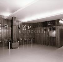 1982 Budapest, ZRÍNYI mozi belső felvételei, 6 db szabadon felhasználható vintage negatív, 6x7 cm