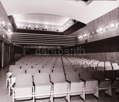 1982 Budapest, CSOKONAI mozi belső felvételei, 8 db szabadon felhasználható vintage negatív, 6x7 cm