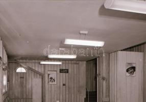 1973 Budapest, LIGET mozi külső-belső felvételei, 6 db szabadon felhasználható vintage negatív, 6x7 ...