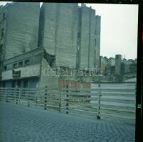1973-1976 Budapest, a MAROS mozi bontása, 13 db szabadon felhasználható vintage negatív, 6x7 cm és 6...