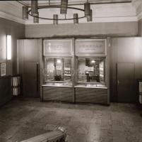 1982 Budapest, VÖRÖS CSILLAG mozi belső felvételei, 5 db szabadon felhasználható vintage negatív, 6x...