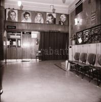 1982 Budapest, ALKOTÁS mozi külső-belső felvételei, 7 db szabadon felhasználható vintage negatív, 6x...